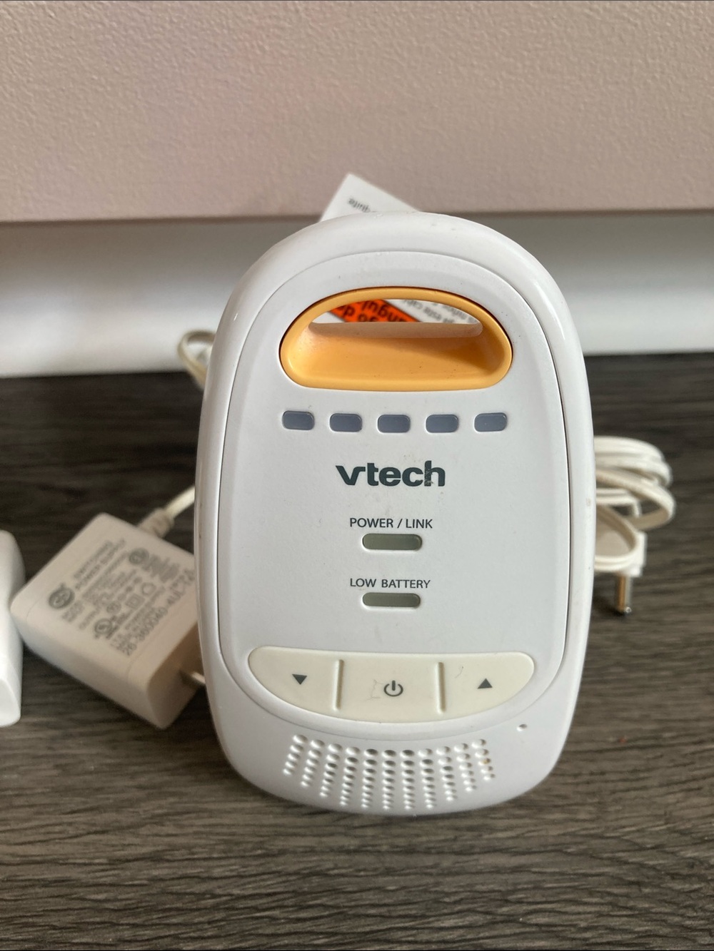 Vtech Digital Audio Baby Monitor DM111 - Picture 3 of 6